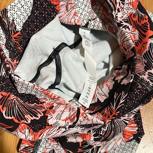 NWOT Lululemon LE Lunar New Year CNY Wunder Under High Rise Tight Size 6 - Picture 7 of 14